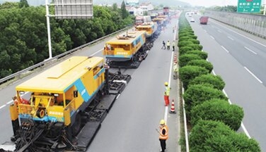 环卫车控制柜日常维护需重点检查哪些部件？